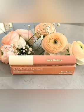 💕RARE BEAUTY💕Lip Soufflé Matte Lip Cream in Courage/NIB